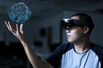  Comment la technologie « augmente » et fait évoluer les métiers à forte valeur ajoutée