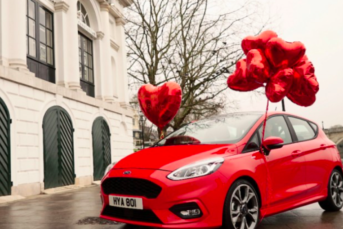  Pourriez-vous un jour tomber amoureux de l&rsquo;assistant vocal de votre voiture ?