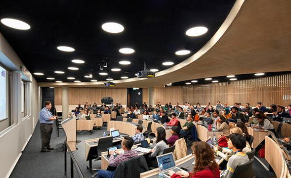  La transition digitale du monde de l’éducation : un nouveau paradigme