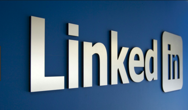  Personal branding, publication de contenus, employee advocacy : comment les Dircom utilisent-ils LinkedIn ?
