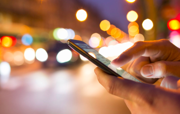  Réseaux sociaux : les nouvelles technologies, premier enjeu des conversations sur les paiements et sur l’identification