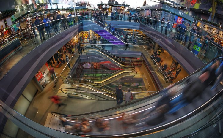  Le déclin des commerces de centre-ville : les cinq phénomènes qui engendrent la tempête